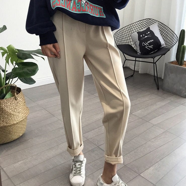 Parine apricot / S Luty 84