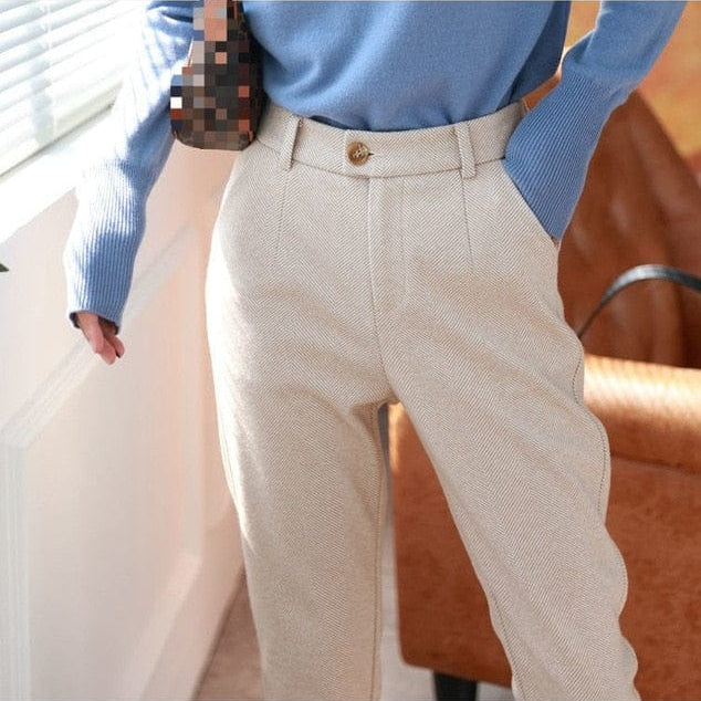 Parine Apricot white / S Luty 86
