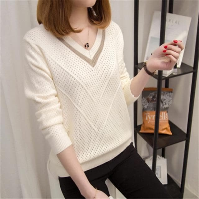 Parine S / White Sweter