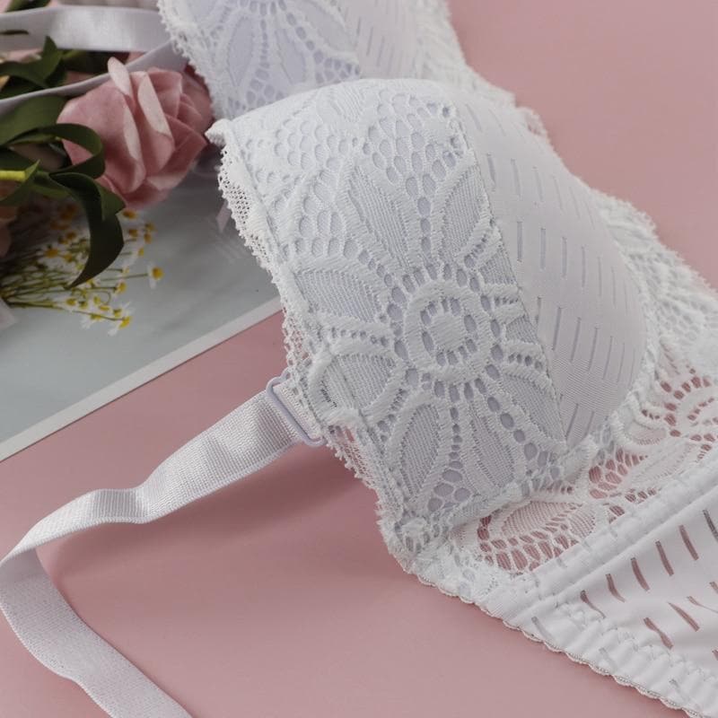 parine.pl Bielizna > Biustonosz > Plus Size Bra Koronkowa Bardotka Plus Size