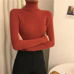 parine.pl Odzież > Sweter Czerwony / Uniwersalny Prążkowany Sweter Z Długim Golfem